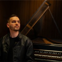 Péter Muhari