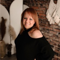 Amanda Arnold