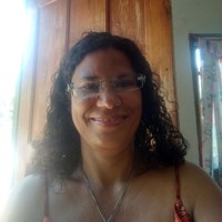 Simone Lúcia Souza de Oliveira