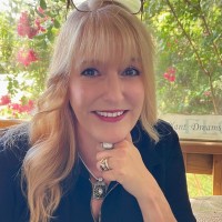 Vickilynn (V.L) Brunskill