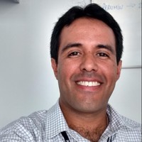 Carlos Lobatón Sánchez