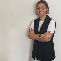 özlem baş