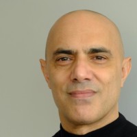 Dr Pierre Taub