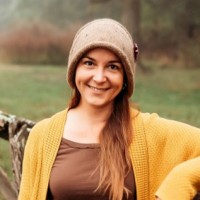 Amy Shelburn-Zarins,Chmm