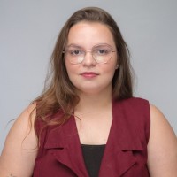Elisa Lobato
