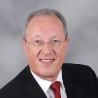 Dr. Herbert Urban