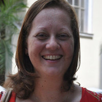 Lilian Correa