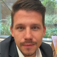 Lucas Martinelli, Cea®