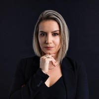 Paula Danieli Holand