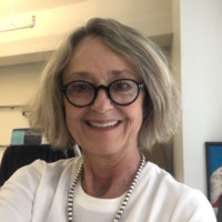 Suzanne Gross