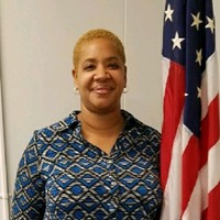 Lynette H