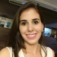Tabata Oliveira Santos
