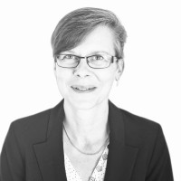 Cindy Warwick (University Degree - Germany)