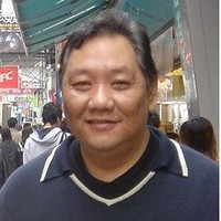 Ronald Lo