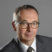 Dr. Thomas Schatt