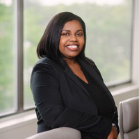 Tierra James