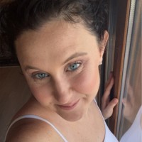 Yasemin Frances Karışma Tişkaya