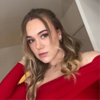 Isla Everett