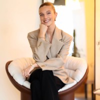 Naomi Van Der Ende