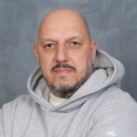 Ara Zakarian