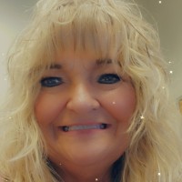 Suzy Yoder
