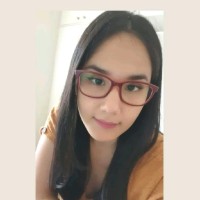 Karen Flores Cardenas