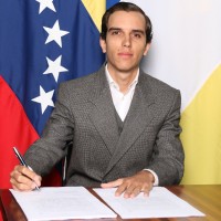 Daniel J. Escobar G.