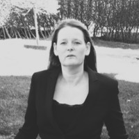 Ursula Staal