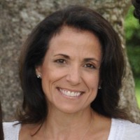 Dora Martin-Gomez