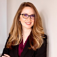 Sara Miller, Mba
