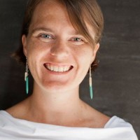 Kerry Phillips, Aia