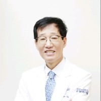Han-Wook(한욱) Yoo(유)