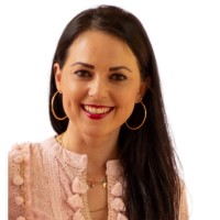 Sofia Pone (Bcom Finance, ISP, MBA)