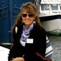 Lizanne Hayes