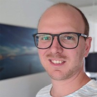 Jonathan Schrӧder