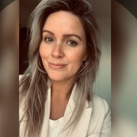 Esther De Nijs