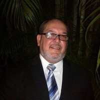 Edward Bello