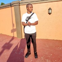 Luvile Ngenge
