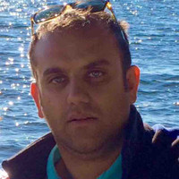 Hossein Momeni