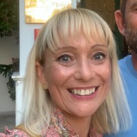 Naomi James