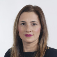 Laura, Graziella Cava