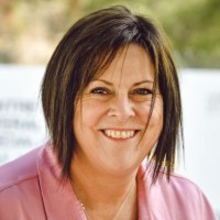 Kim McArthur