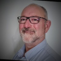 Simon Ward