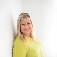 Joyce Mcinally
