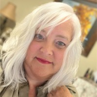 Roxanne Kelch