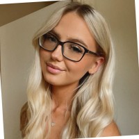 Melanie Thomas