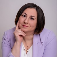 Hajnalka Molloy