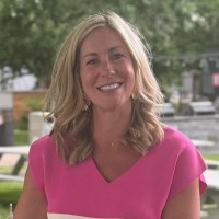 Suzanne Graves