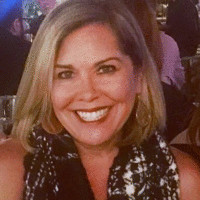 Caroline Dinofia