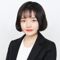 Yujin Lee